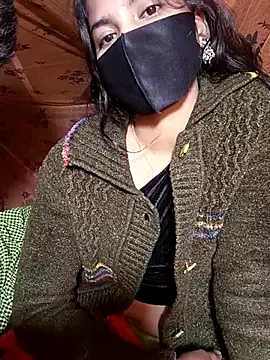 Hot couple 1 online show from 7, 1, 2026