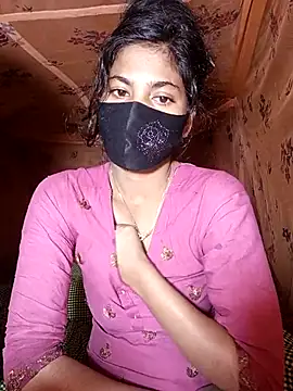 Hot couple 1 online show from 11, 1, 2026