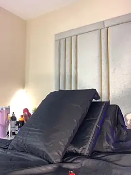 Liincostelloo online show from 1, 12, 2025