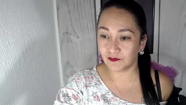 JULIANAWET69 online show from 17, 12, 2025