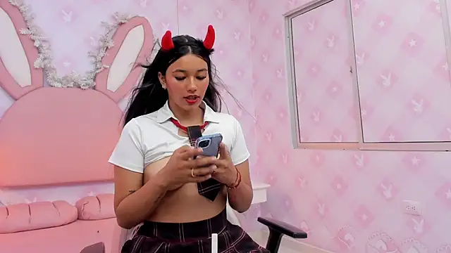 LIA SWAN  online show from 14, 2, 2026