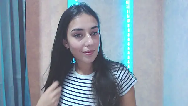 Lovelllyy online show from 28, 9, 2025