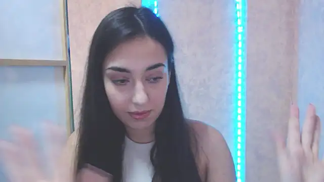 Lovelllyy online show from 23, 2, 2025