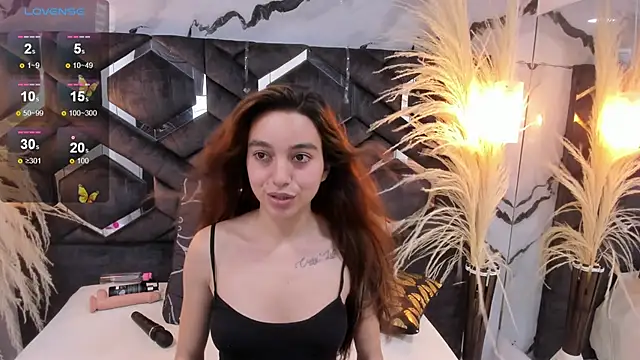 Ashley 7777 online show from 17, 2, 2025
