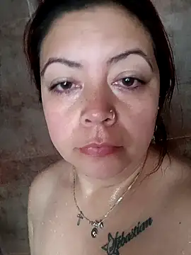 queencarlota82 online show from 1, 3, 2025
