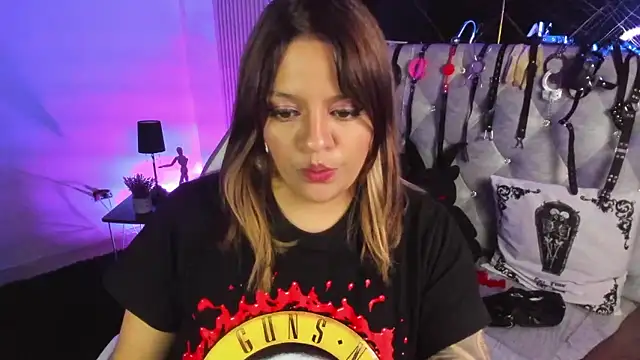 victoria  floyd online show from 12, 1, 2026