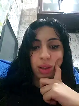 Snapshot of majdolin78 chatting on 12, 3, 2025 majdolin78 online show from 12, 3, 2025