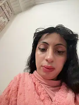 Snapshot of majdolin78 chatting on 18, 2, 2025 majdolin78 online show from 18, 2, 2025