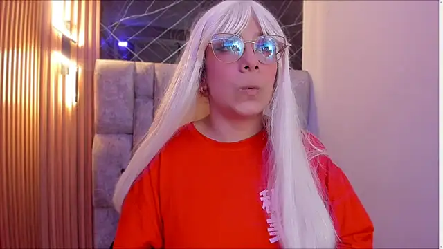 Snapshot of Hiraku_dl chatting on 9, 10, 2025 Hiraku dl online show from 9, 10, 2025