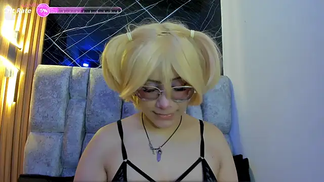 Snapshot of Hiraku_dl chatting on 24, 11, 2025 Hiraku dl online show from 24, 11, 2025