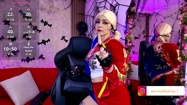 Aurora thomas  1 online show from 1, 11, 2025