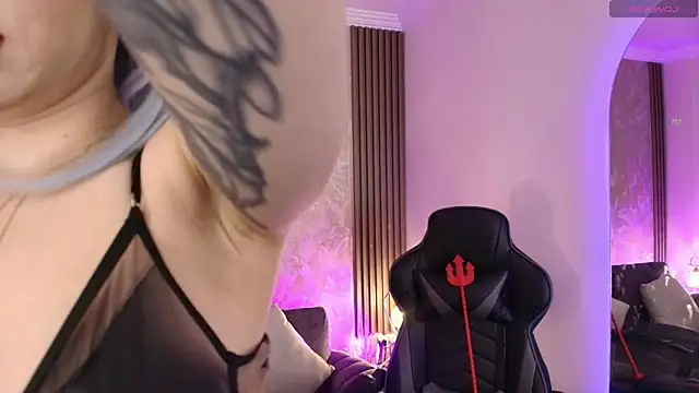 Aurora thomas  1 online show from 2, 4, 2026