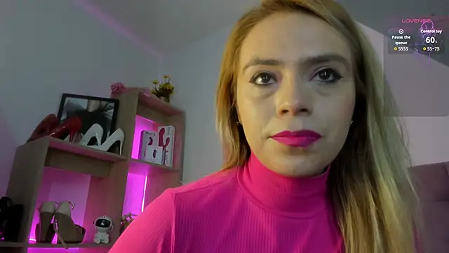 RayaCarr  online show from 10, 1, 2026