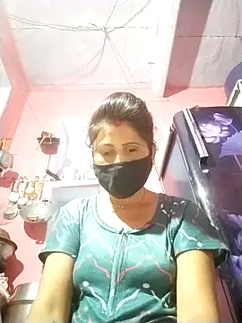 Snapshot of Bhavya_Bhan chatting on 18, 10, 2025 Bhavya Bhan online show from 18, 10, 2025