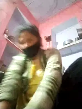 Snapshot of Bhavya_Bhan chatting on 29, 11, 2025 Bhavya Bhan online show from 29, 11, 2025