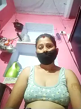 Snapshot of Bhavya_Bhan chatting on 15, 10, 2025 Bhavya Bhan online show from 15, 10, 2025