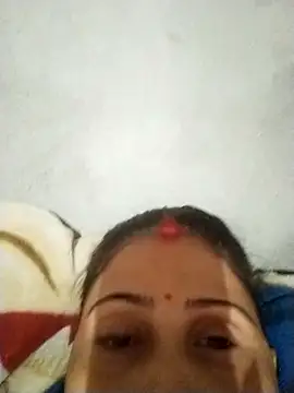 Snapshot of Bhavya_Bhan chatting on 16, 12, 2025 Bhavya Bhan online show from 16, 12, 2025