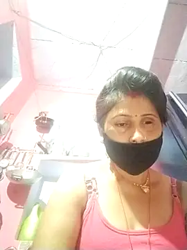 Snapshot of Bhavya_Bhan chatting on 8, 10, 2025 Bhavya Bhan online show from 8, 10, 2025