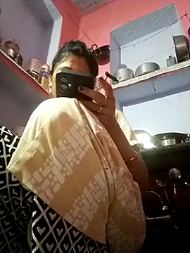 Snapshot of Bhavya_Bhan chatting on 11, 11, 2025 Bhavya Bhan online show from 11, 11, 2025