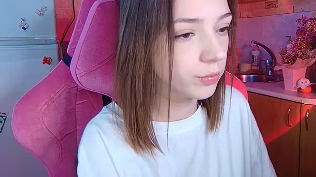 PamBeesly online show from 22, 3, 2026