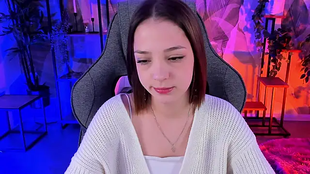 Snapshot of PamBeesly chatting on 26, 11, 2025 PamBeesly online show from 26, 11, 2025