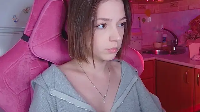 PamBeesly online show from 18, 4, 2026