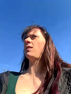 Ciara2004 online show from 7, 11, 2025