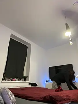 Ciara2004 online show from 12, 11, 2025