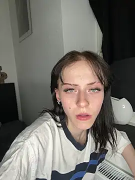 Ciara2004 online show from 6, 3, 2026