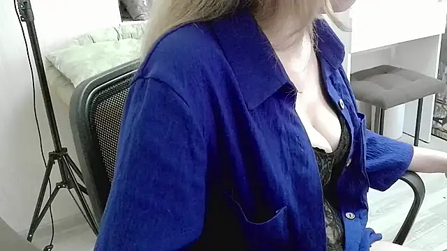 xMilagrosxs online show from 27, 3, 2026