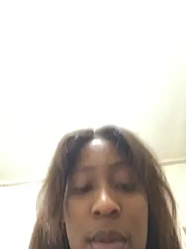 Spicey-CheekssX online show from 2, 2, 2025