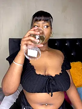 Spicey-CheekssX online show from 11, 9, 2025