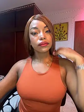 SaraYedid17 online show from 2, 12, 2025