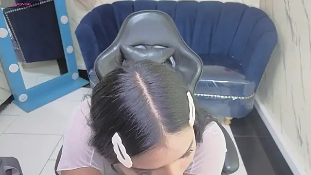 Paulette v online show from 20, 11, 2025