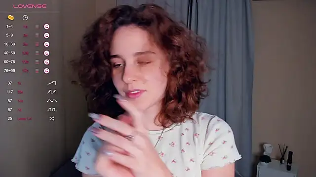 FalineGirling online show from 7, 2, 2025