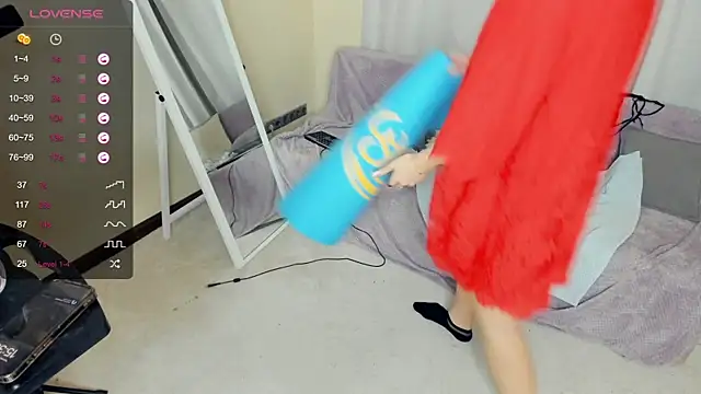 FalineGirling online show from 30, 1, 2025