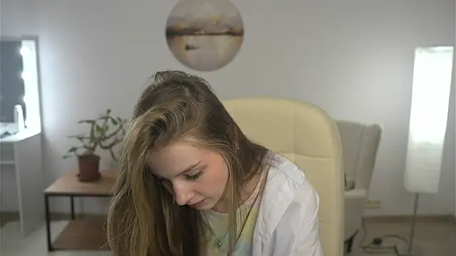 OdelinaEliot online show from 28, 1, 2025