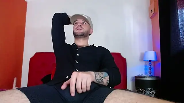 Cristian white online show from 4, 10, 2025