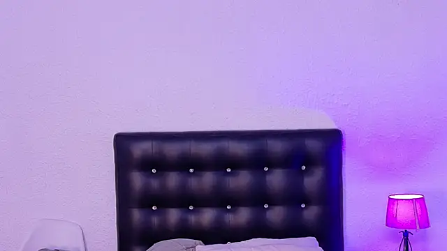 tinyy whore18 online show from 29, 3, 2026