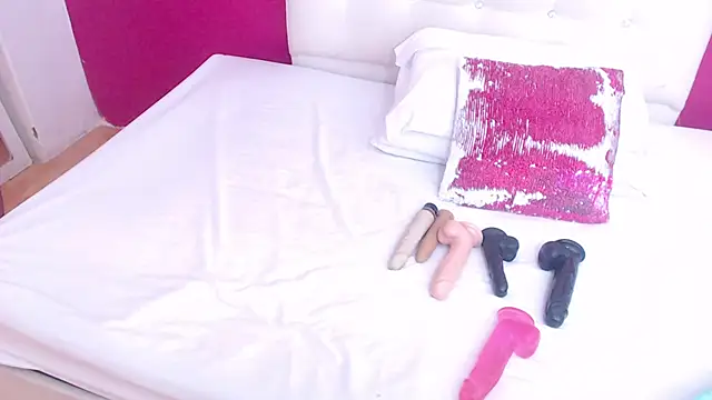 tinyy whore18 online show from 28, 2, 2025