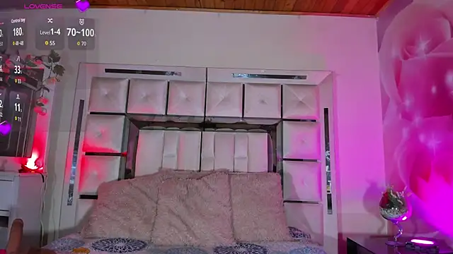 emili clark online show from 13, 1, 2026