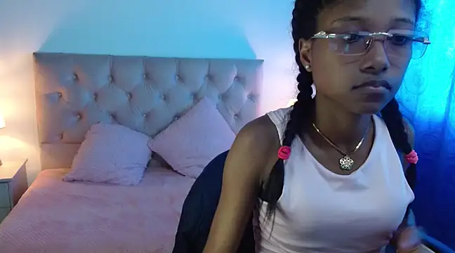 LITTLEDOLLHOT online show from 7, 2, 2025