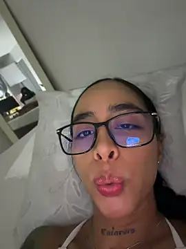 sophierooy22 online show from 29, 6, 2026