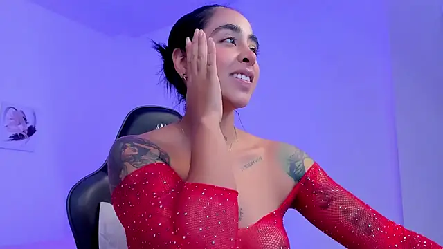 Snapshot of sophierooy22 chatting on 18, 9, 2025 sophierooy22 online show from 18, 9, 2025