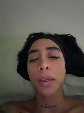 sophierooy22 online show from 14, 7, 2026