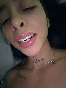 sophierooy22 online show from 28, 6, 2026