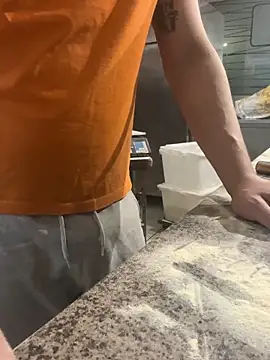 Snapshot of Greeneyes0820 chatting on 8, 2, 2025 Greeneyes0820 online show from 8, 2, 2025