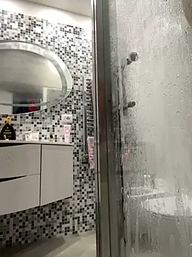 Snapshot of Greeneyes0820 chatting on 25, 1, 2025 Greeneyes0820 online show from 25, 1, 2025