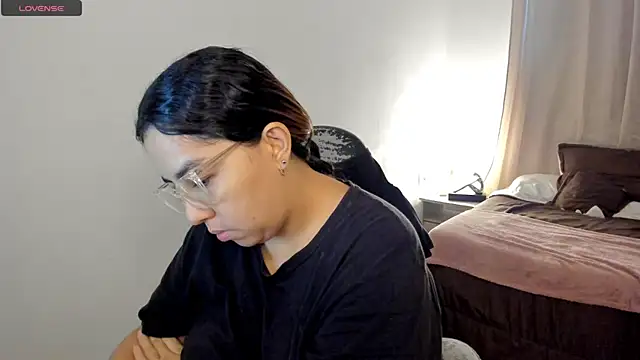 brithany olson25 online show from 3, 12, 2025