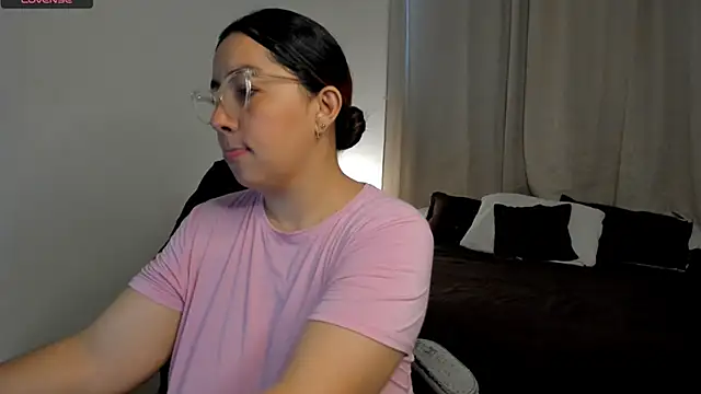 brithany olson25 online show from 22, 10, 2025